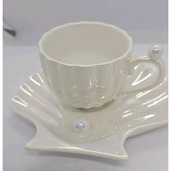 Ceramic Shiny Silver White Tea Cup & Shiny Seashell Saucer Set - Picture 8 of 8